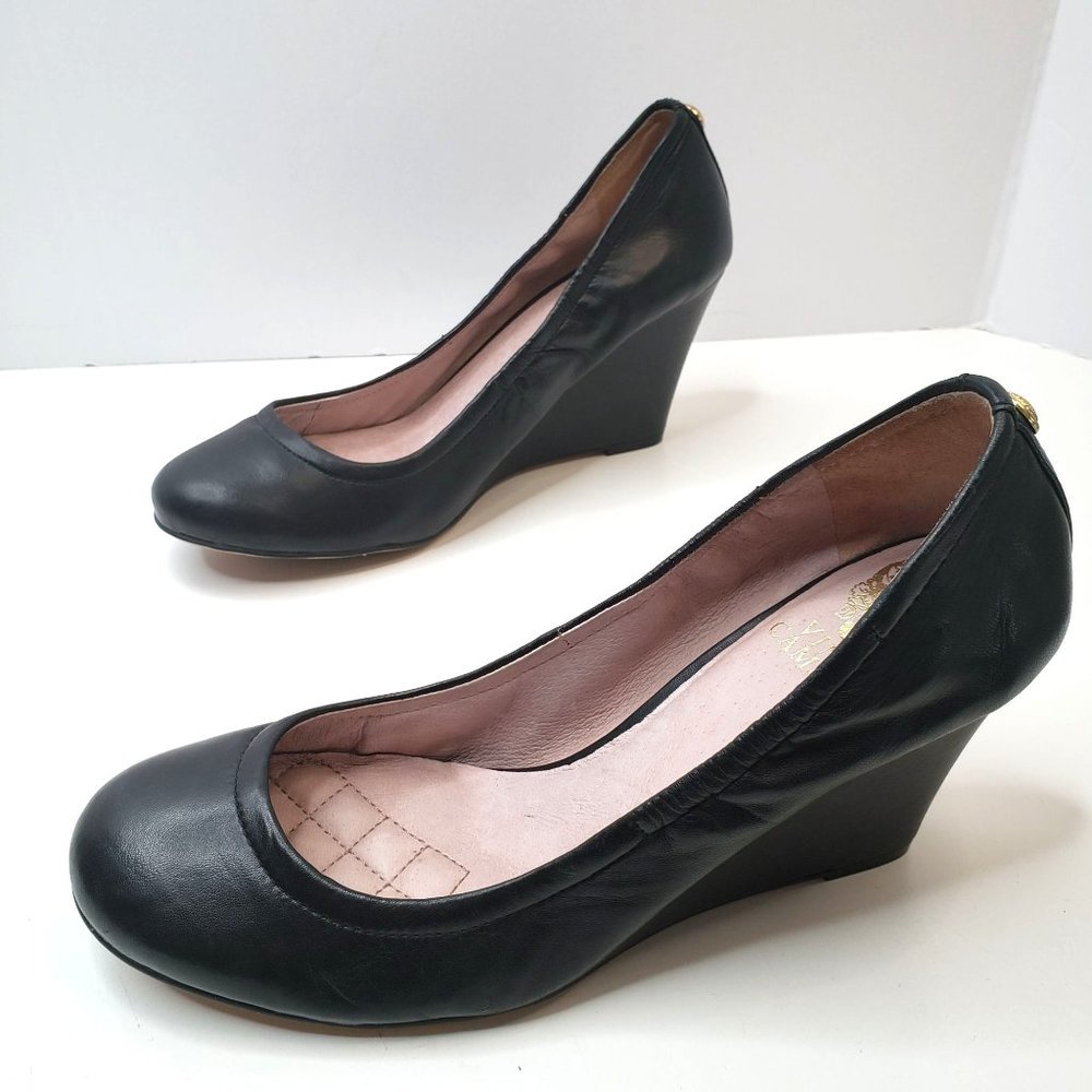 Vince Camuto Slip On Wedge Shoes Sz 8.5 Black Leather Comfort Heeled Dress Shoe - Picture 1 of 11